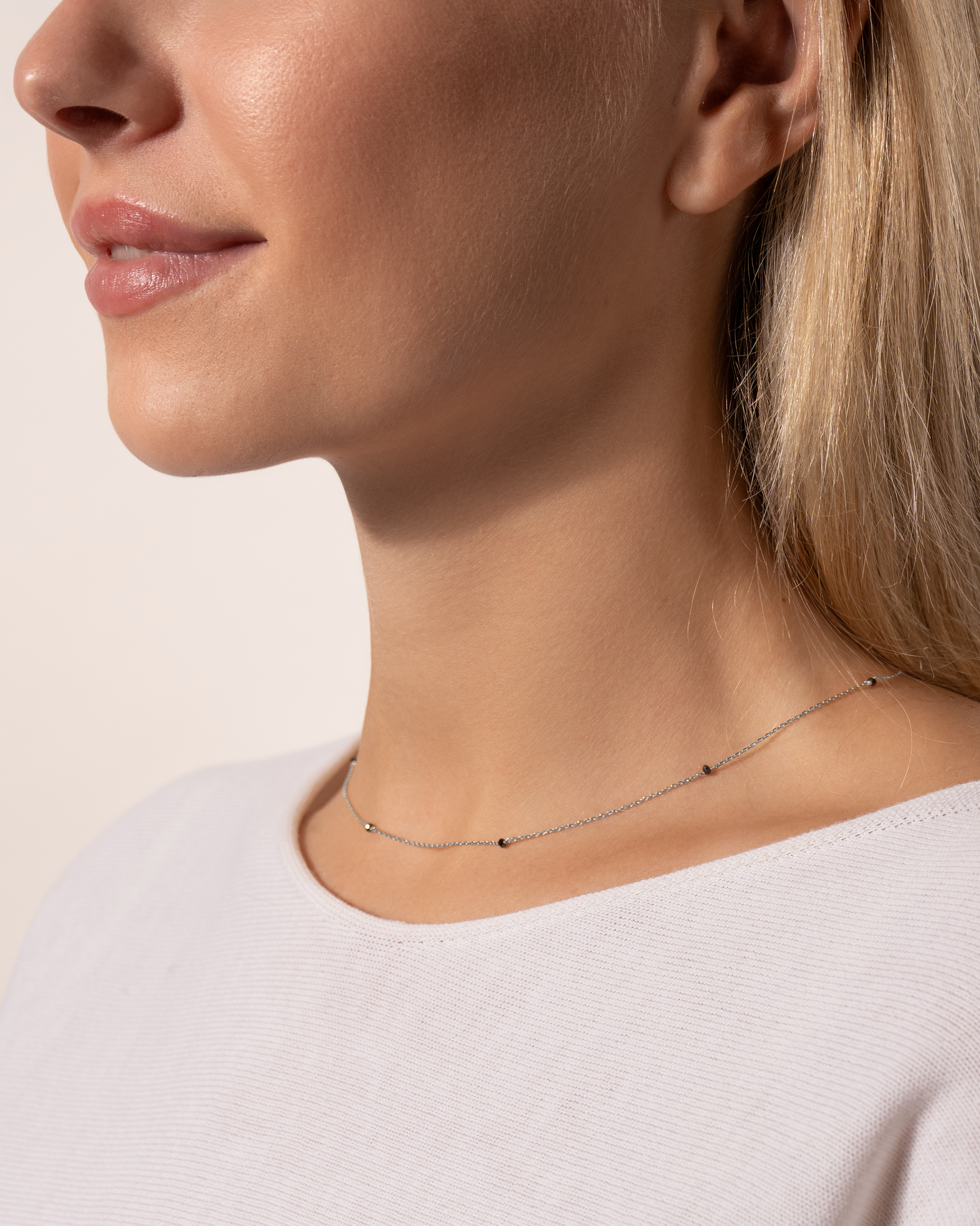 Maaike Halskette – Detailansicht 15, KONI Design