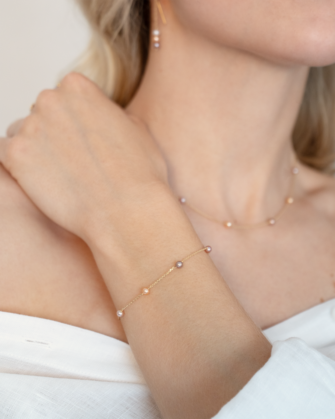 Peach – Armkette Gold | feine Armkette aus Edelstahl | KONI Design Wien