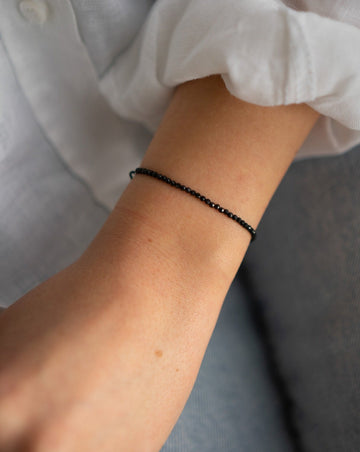 Midnight - stone bracelet