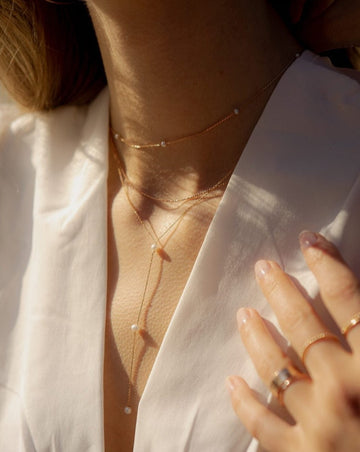 Blanca – Y necklace